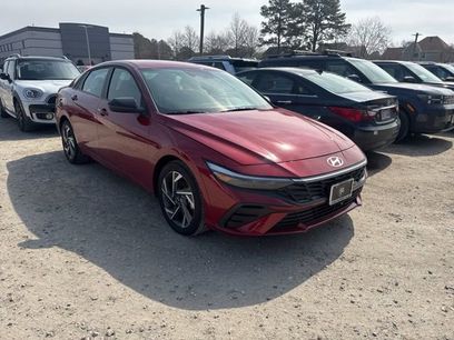 Used 2025 Hyundai Elantra Sport