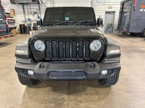 Used 2022 Jeep Wrangler Unlimited Sport w/ Cold Weather Group AWD/4WD image 49