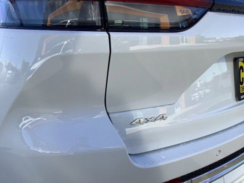 New 2025 Jeep Grand Cherokee Overland w/ Luxury Tech Group IV image 43