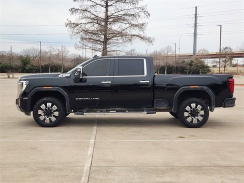 Used 2024 GMC Sierra 2500 Denali w/ Denali Reserve Package image 4