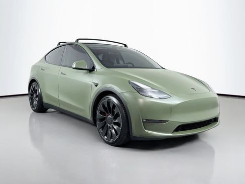 Used 2023 Tesla Model Y Performance AWD/4WD image 4