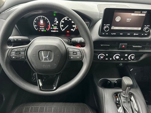 Used 2025 Honda HR-V LX image 27