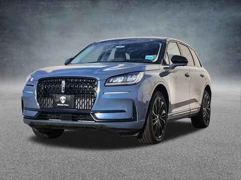 New 2026 Lincoln Aviator AWD w/ Jet Appearance Package image 3