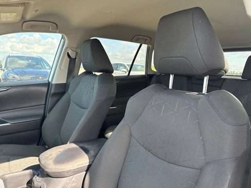 Used 2023 Toyota RAV4 AWD Hybrid image 13