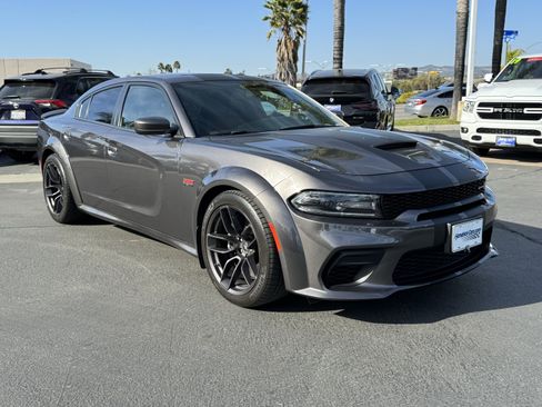 Used 2021 Dodge Charger Scat Pack image 2