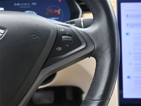 Used 2020 Tesla Model S Long Range Plus image 31