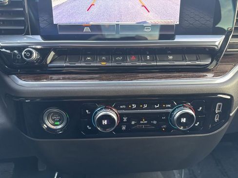 Used 2022 GMC Sierra 1500 SLE image 23