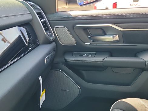 New 2026 RAM 1500 Laramie AWD/4WD image 22