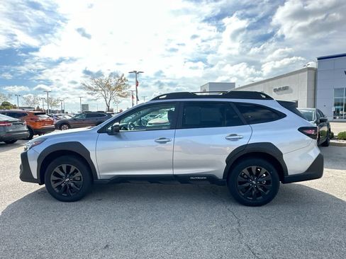 Certified 2025 Subaru Outback Onyx Edition image 10