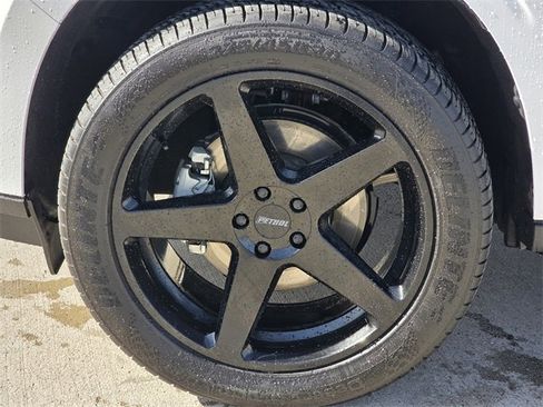 Used 2024 Ford Maverick XL image 8