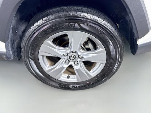 Used 2025 Toyota RAV4 LE AWD/4WD image 26