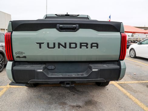 Used 2025 Toyota Tundra SR5 AWD/4WD image 7
