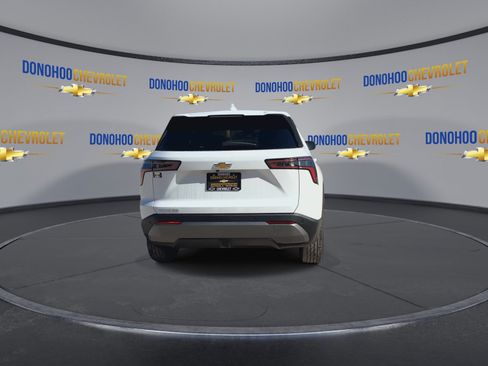 New 2026 Chevrolet Equinox LT image 7