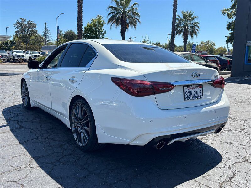 Used 2018 INFINITI Q50 Red Sport 400 w/ Sensory Package (Sport) RWD image 5