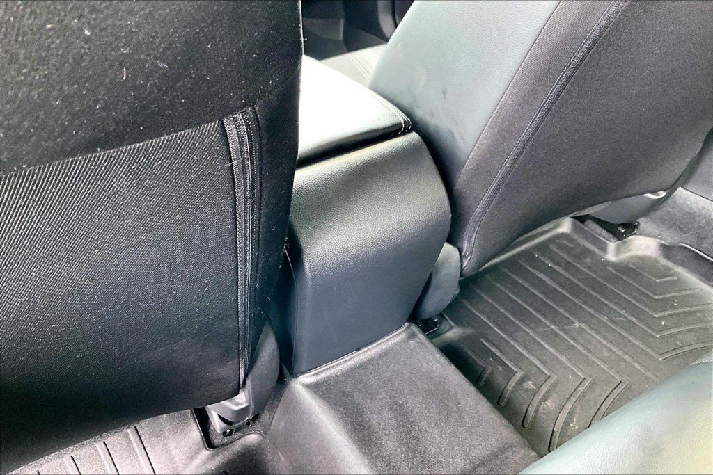 Used 2023 Honda Civic Sport image 25