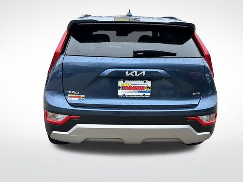 New 2025 Kia Niro EX image 4