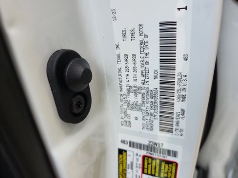 Used 2024 Toyota Tundra Limited image 30