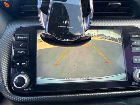 Used 2022 Nissan Kicks SV FWD image 7