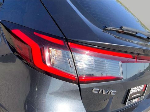 Used 2022 Honda Civic Sport Touring image 29