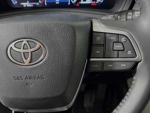 New 2026 Toyota Grand Highlander Limited image 17