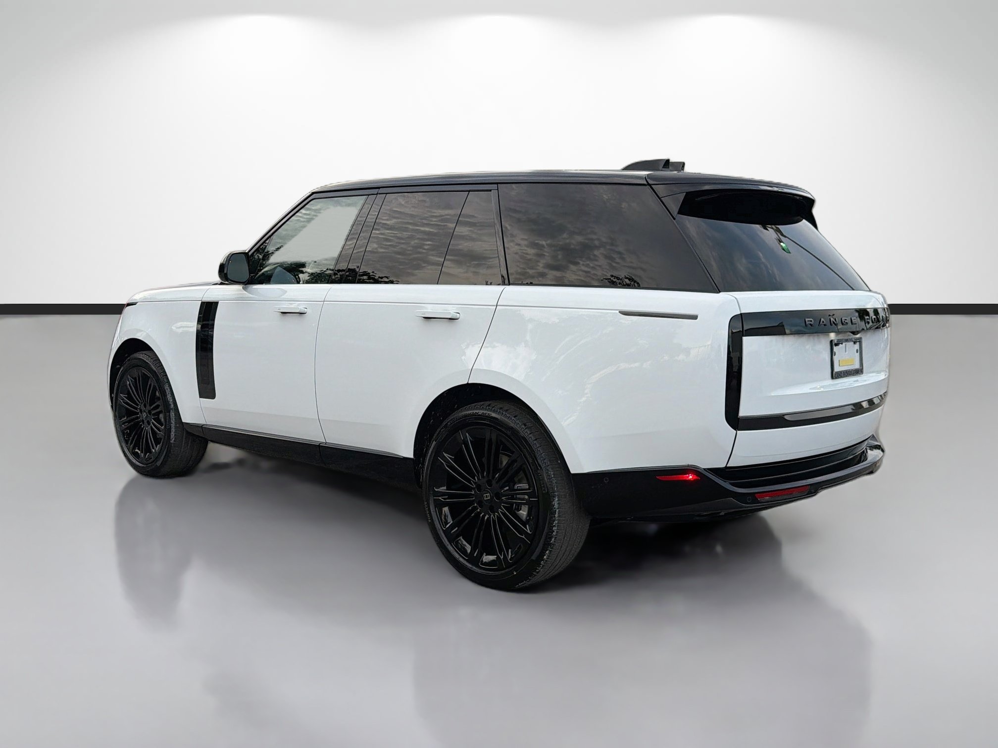 New 2027 Land Rover Range Rover SE AWD/4WD image 3
