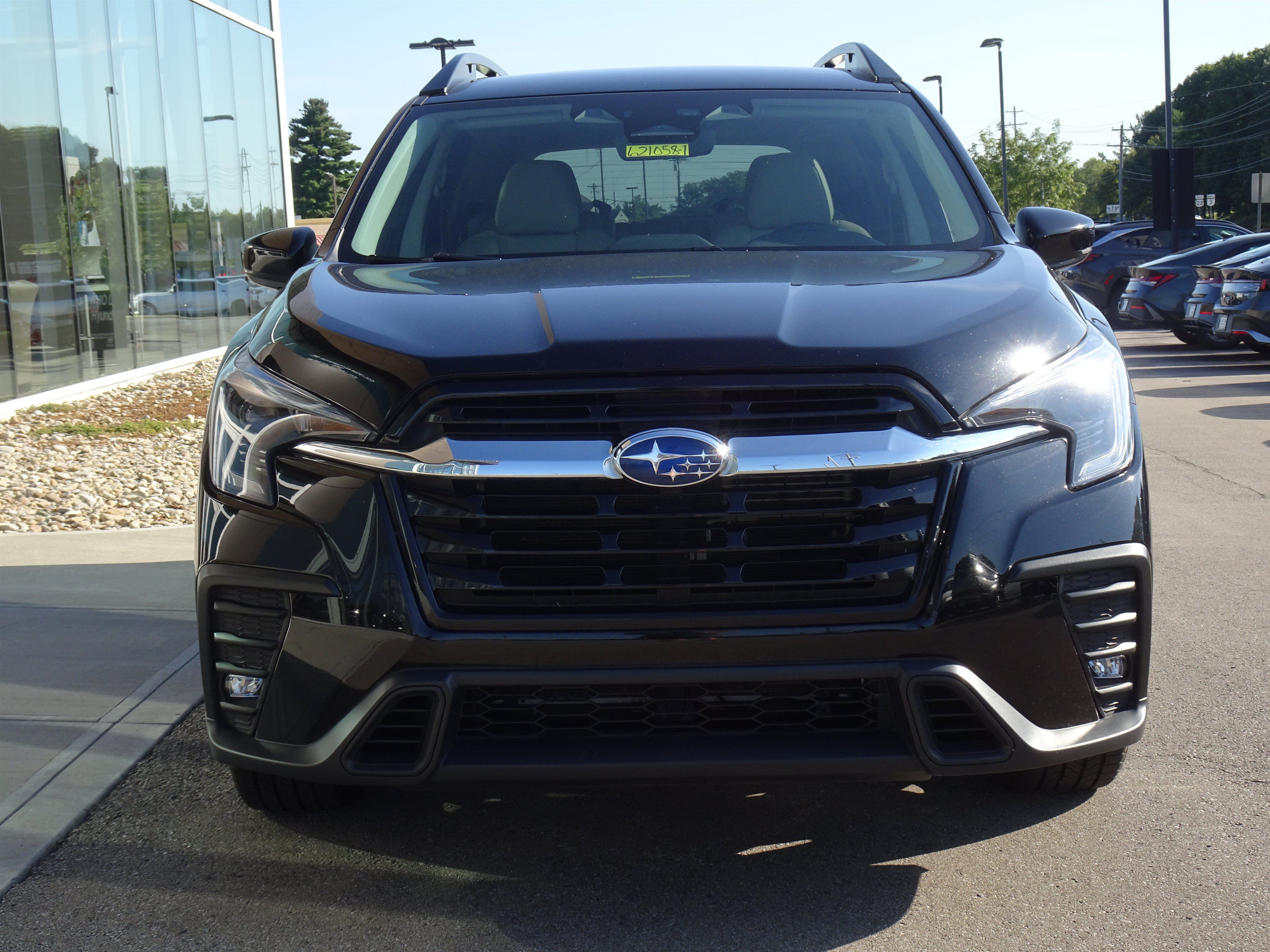 Used 2024 Subaru Ascent Limited AWD/4WD image 7