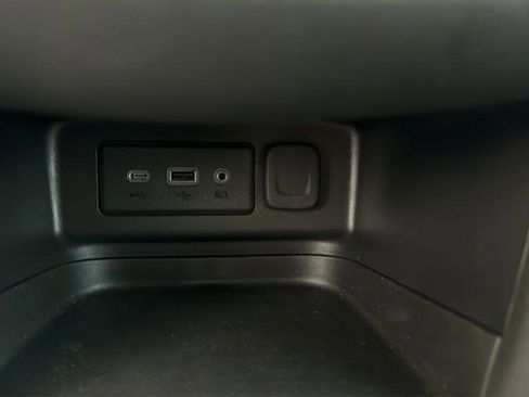 Used 2024 Chevrolet Equinox LT image 28