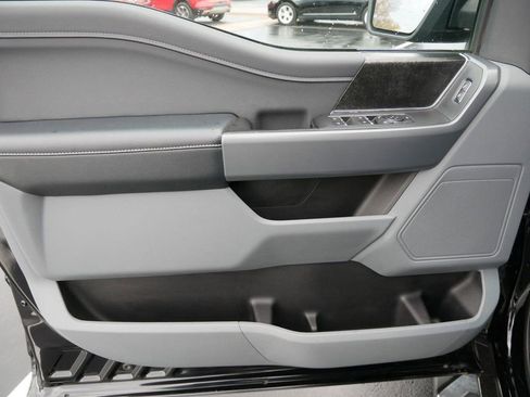 Certified 2022 Ford F150 XLT w/ Equipment Group 302A High image 10