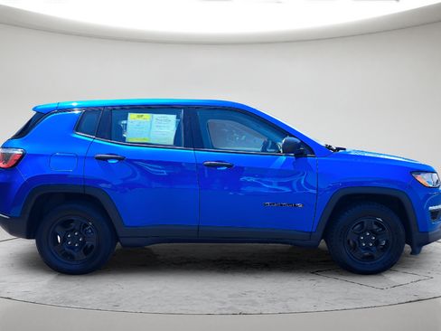 Used 2020 Jeep Compass Sport FWD image 2