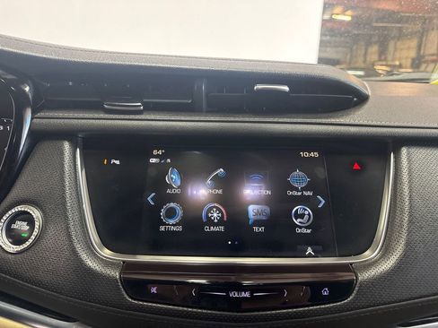 Used 2018 Cadillac XT5 FWD image 15