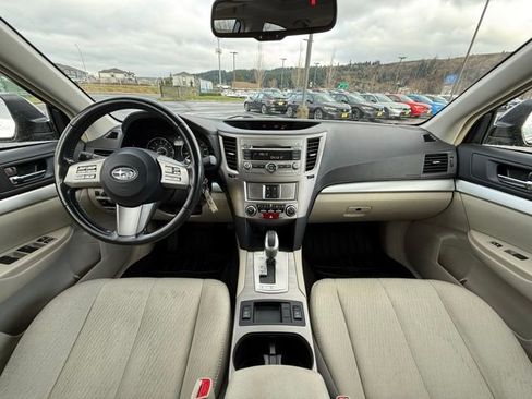 Used 2011 Subaru Legacy 2.5i Premium image 10