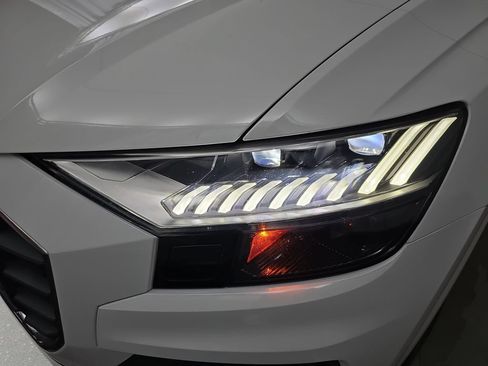 Used 2019 Audi Q8 Prestige AWD/4WD image 32