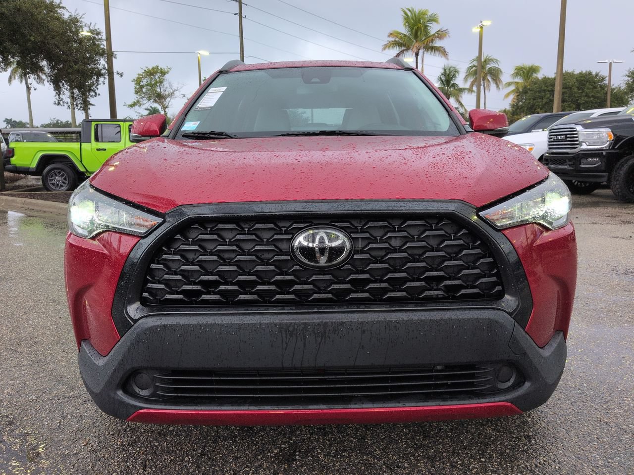 Used 2022 Toyota Corolla Cross LE w/ Moonroof Package FWD image 3