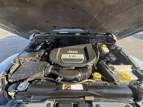 Used 2014 Jeep Wrangler Sahara w/ Trailer Tow Group AWD/4WD image 7