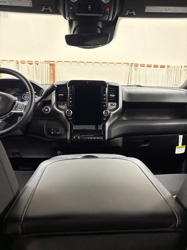New 2027 RAM 2500 Tradesman AWD/4WD image 18