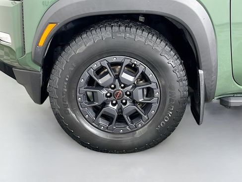 Used 2022 Nissan Frontier Pro-X w/ Pro-X Premium Package image 10