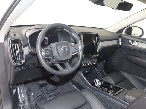 Used 2026 Volvo XC40 B5 Plus AWD/4WD image 26