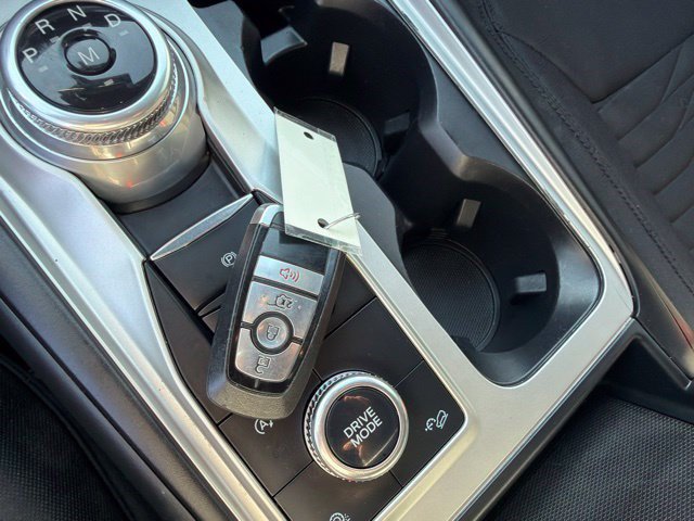 Used 2020 Ford Explorer XLT AWD/4WD image 33