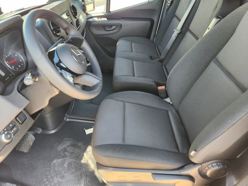 New 2026 Mercedes-Benz Sprinter 2500 image 11