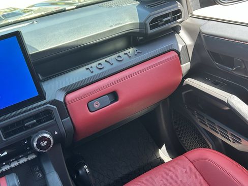 Used 2025 Toyota Tacoma TRD Pro AWD/4WD image 20