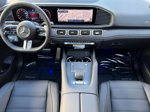 New 2026 Mercedes-Benz GLS 450 4MATIC image 12