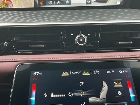 New 2026 INFINITI QX80 Autograph AWD/4WD image 17