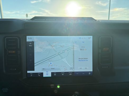 Used 2024 Ford Bronco Badlands image 19