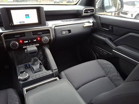 New 2026 Toyota Tacoma SR5 AWD/4WD image 11