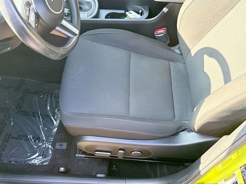Certified 2024 Hyundai Kona SEL FWD image 19
