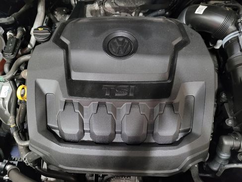 Used 2022 Volkswagen Tiguan SE image 30