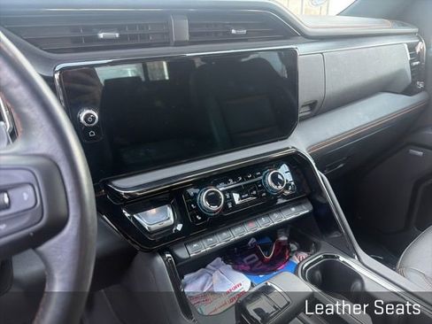 Used 2023 GMC Sierra 1500 AT4 w/ AT4 Premium Package image 13