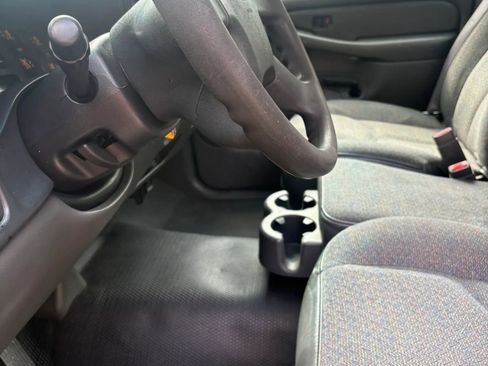 Used 2003 Chevrolet Silverado 1500 W/T RWD image 17