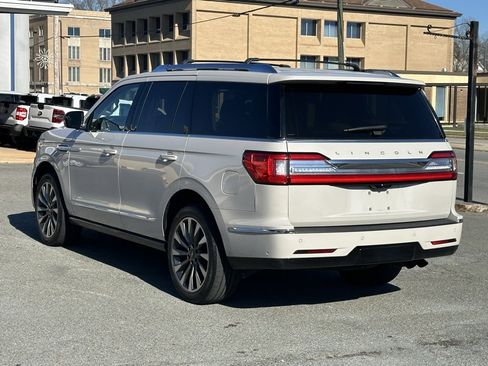 Used 2021 Lincoln Navigator Reserve w/ Luxury Package image 8
