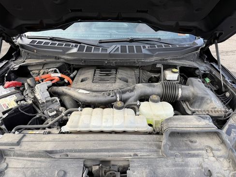 Used 2021 Ford F150 Lariat w/ Equipment Group 502A High image 12